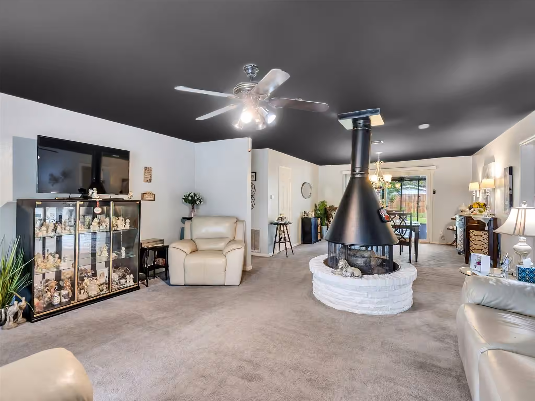 Photo 5 of 905 Bartlett Road, Katy, TX