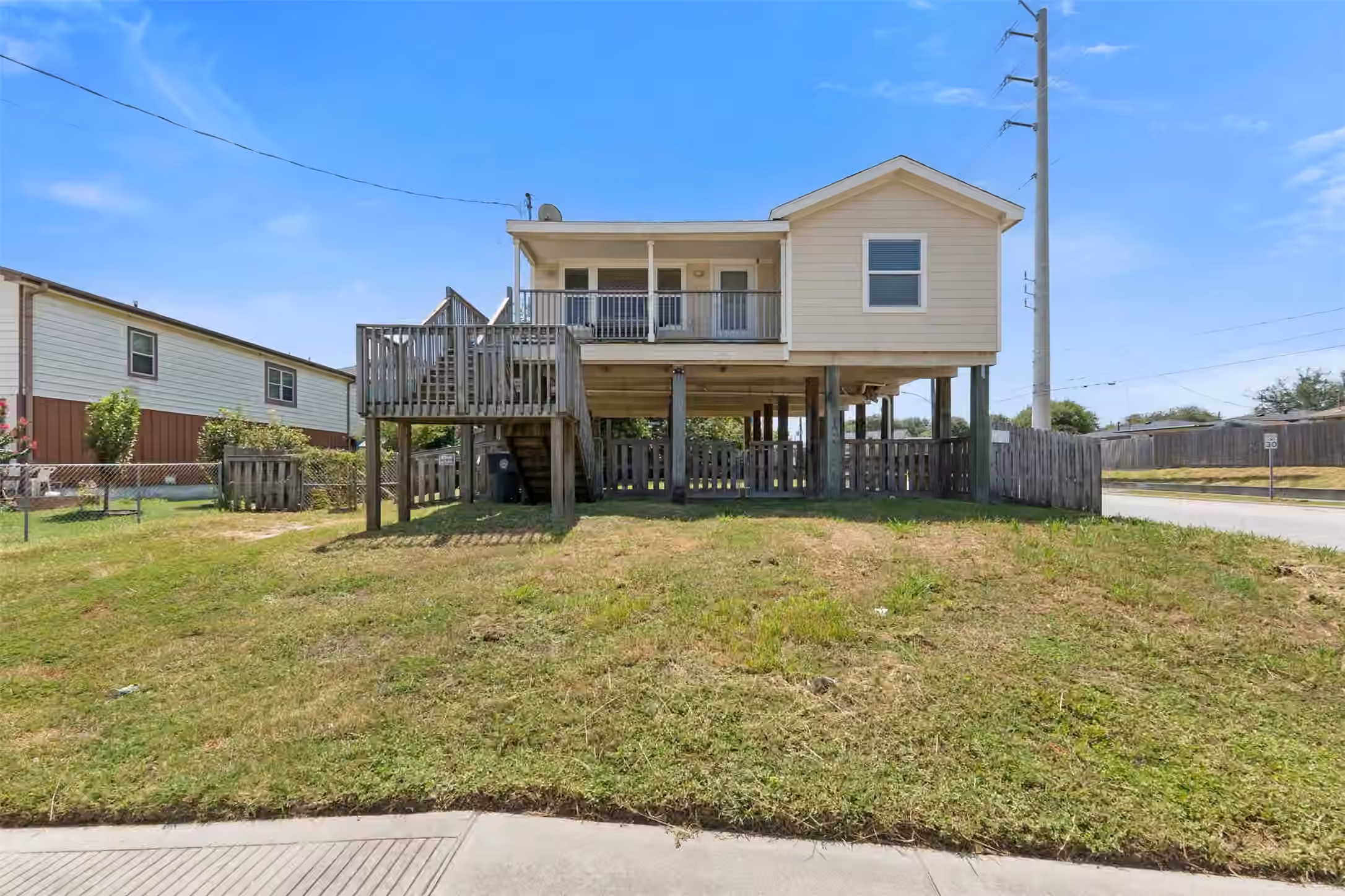 Photo of 2001 67th Street, Galveston, TX
