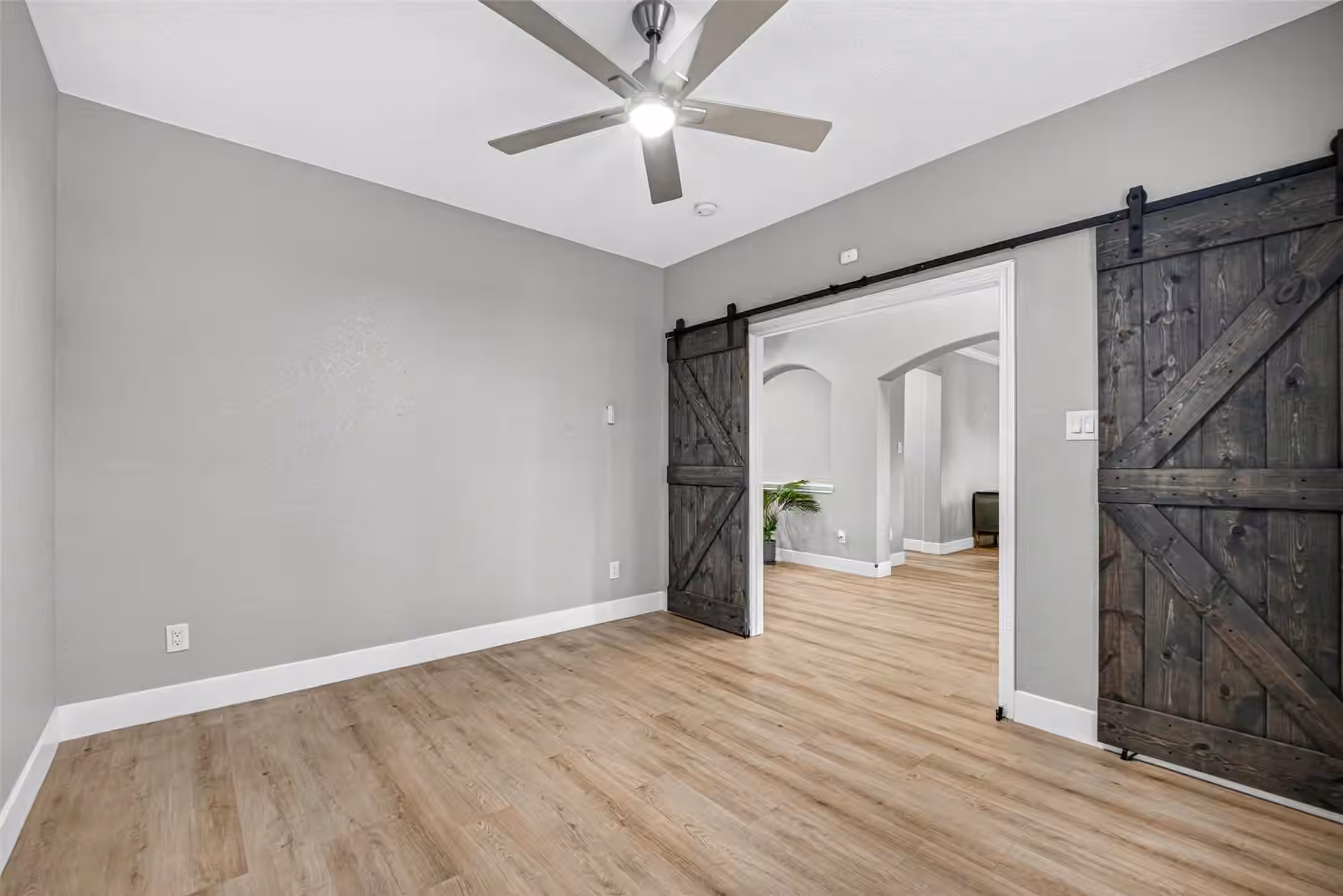 Photo 6 of 11709 Shoal Landing Street, Pearland, TX