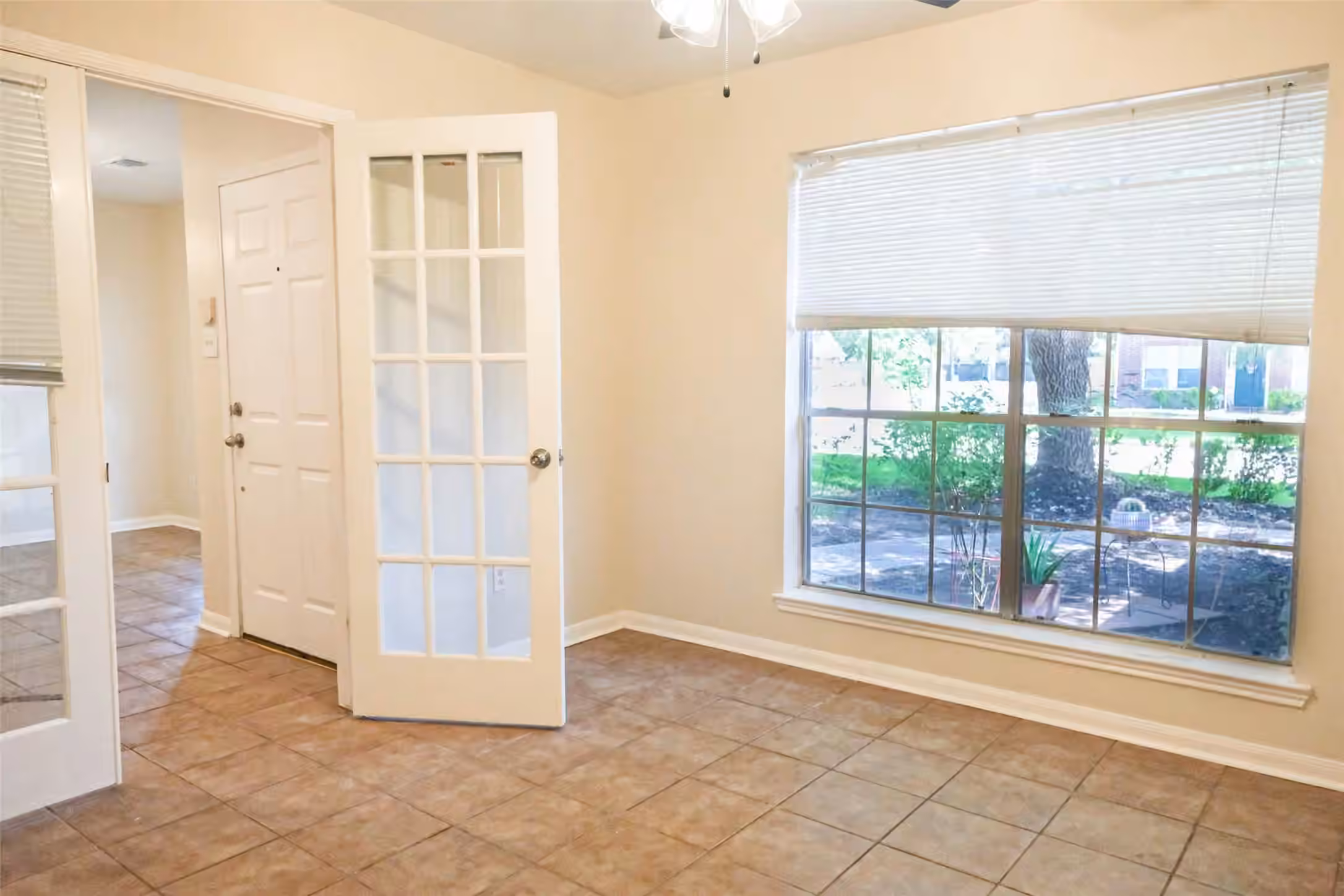 Photo 6 of 18389 Ten Oaks Court, Porter, TX