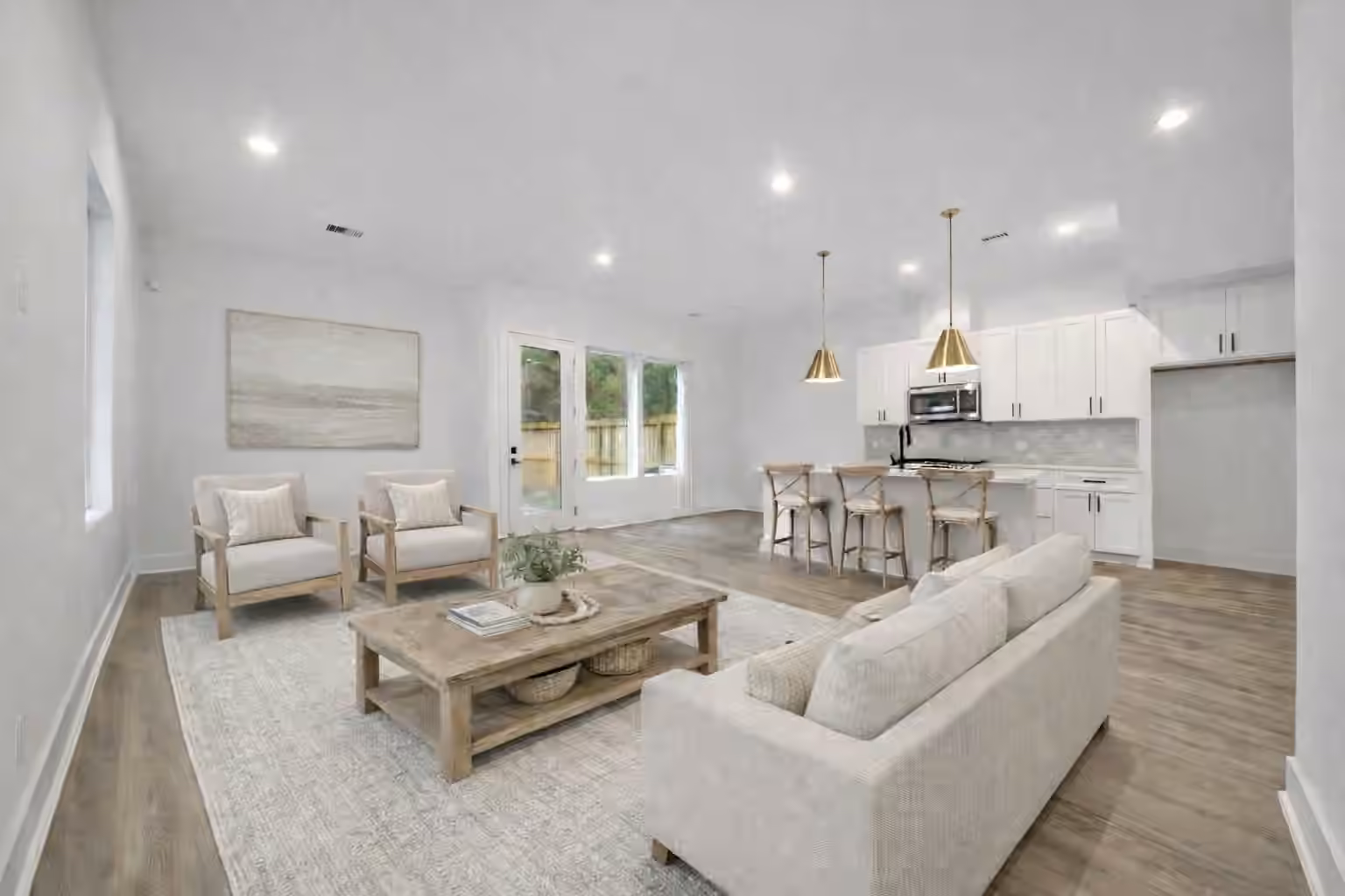 Photo 4 of 7625 Inwood Grove Lane, Houston, TX