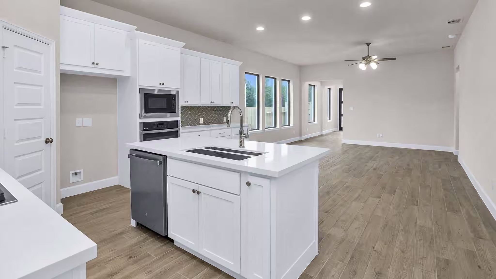 Photo 2 of 26812 Soapberry Lane, Magnolia, TX