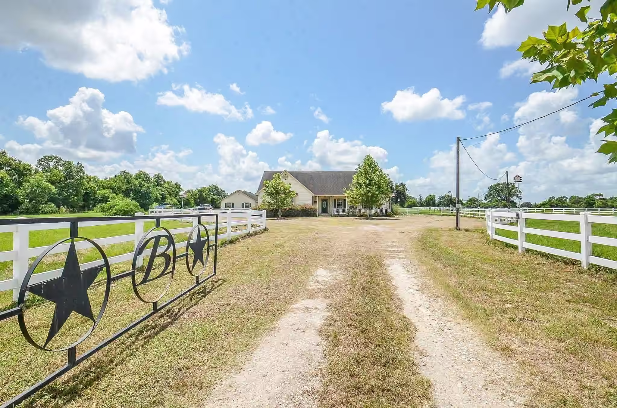 Photo 6 of 29107 Hay Meadow Court, Waller, TX