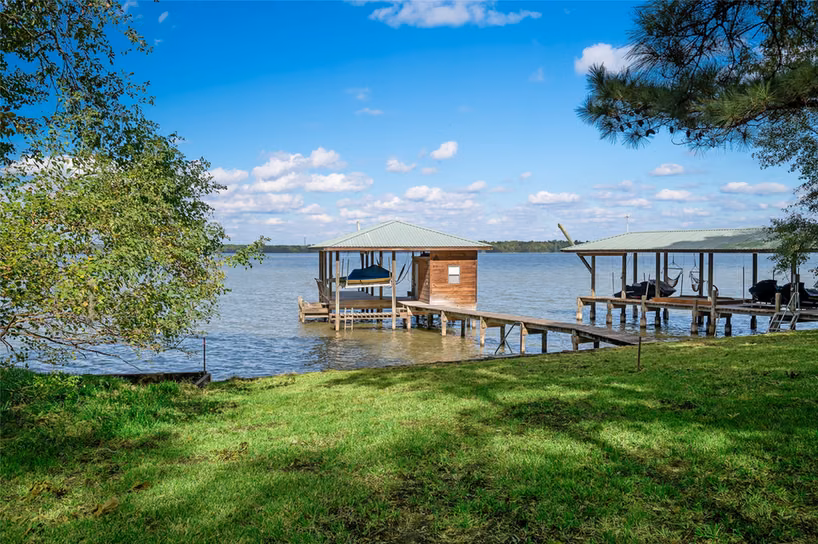 Photo 6 of 20404 Doral Drive, Huntsville, TX