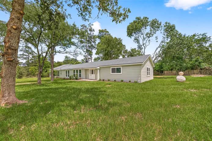 Photo 3 of 25643 Cathy Drive, Hockley, TX