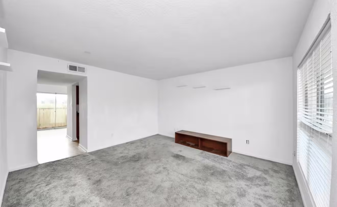 Photo 4 of 8100 Creekbend Drive 104, Houston, TX