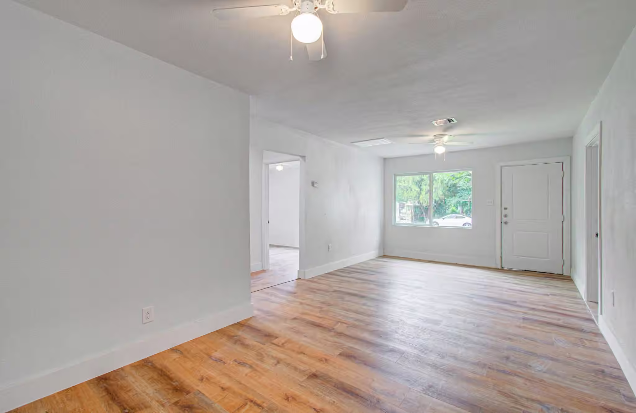 Photo 7 of 5505 Southlea Street, Houston, TX
