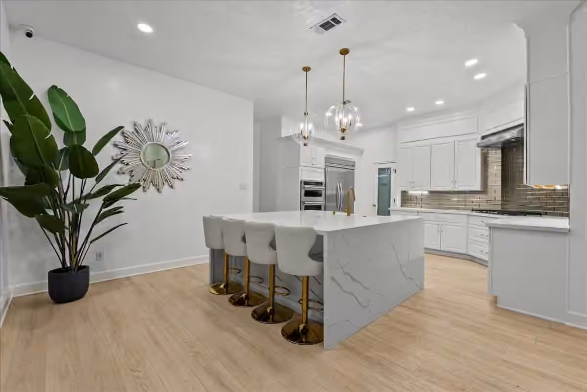 Photo of 9700 Jay Road, Hitchcock, TX