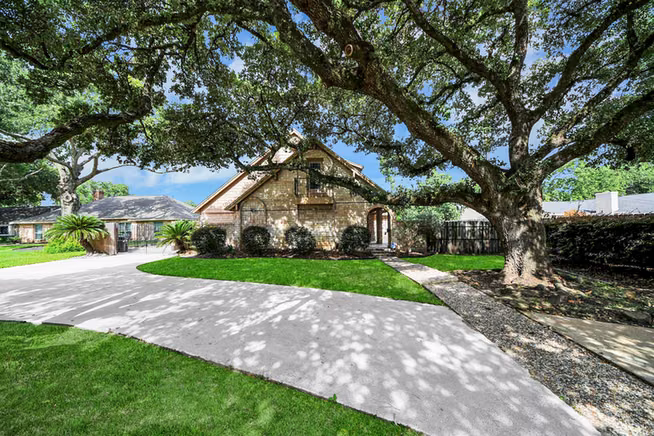 Photo 5 of 2706 Stetson Lane, Houston, TX