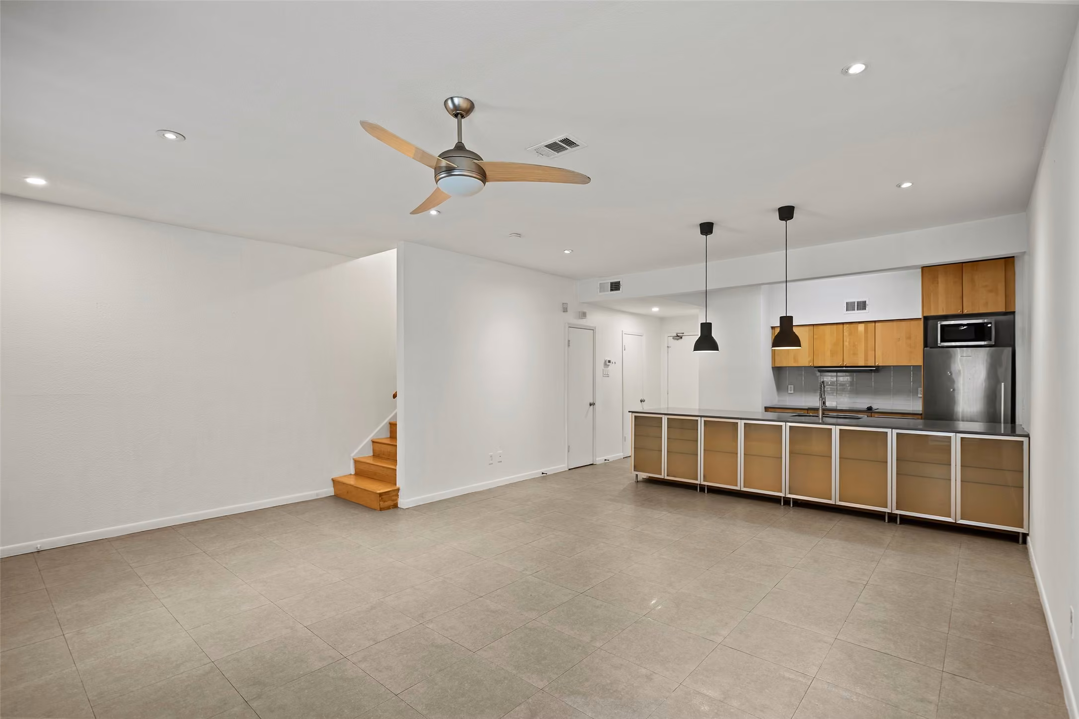 Photo 7 of 3800 Tanglewilde Street 402, Houston, TX