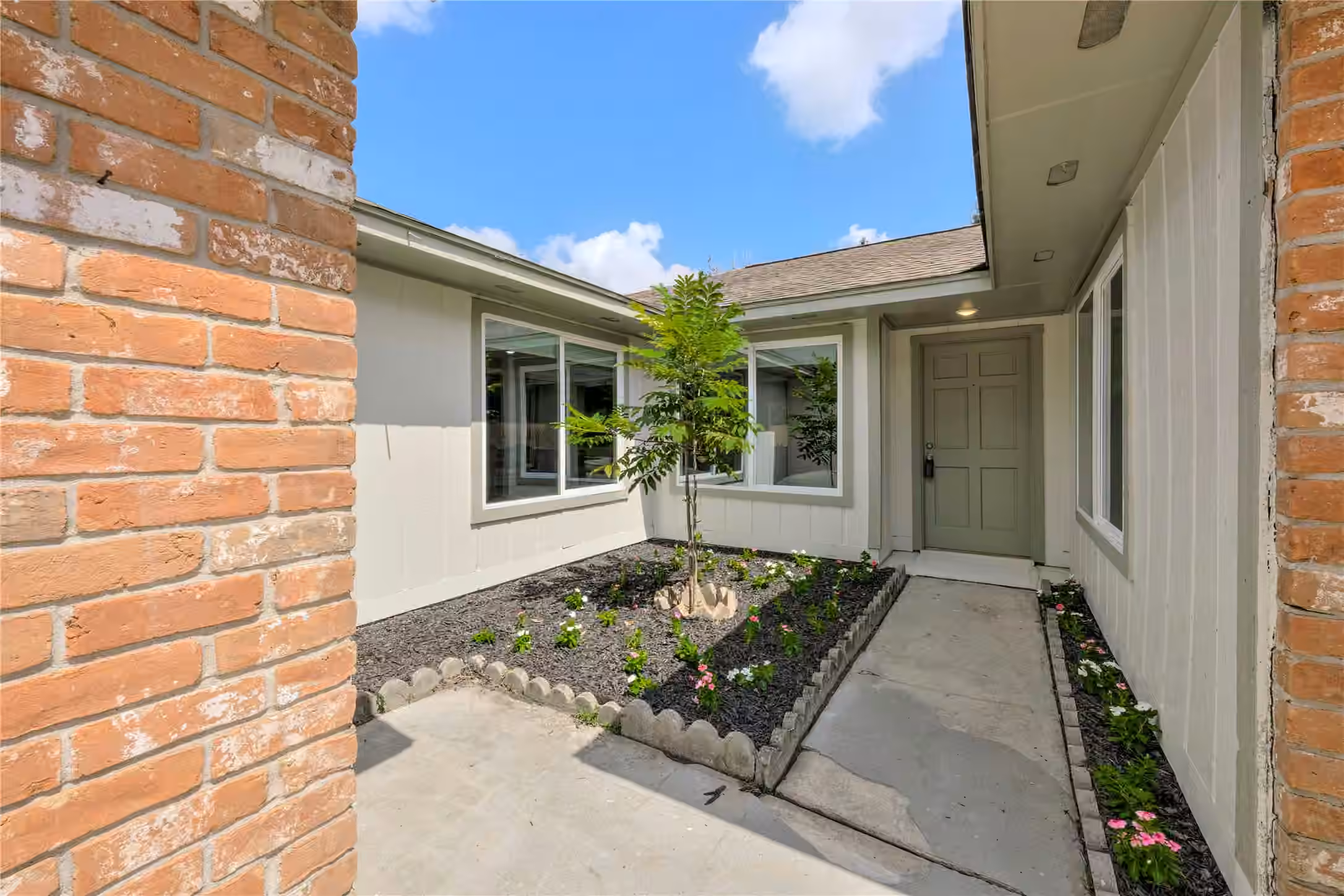 Photo 2 of 14246 Bateau Drive, Cypress, TX