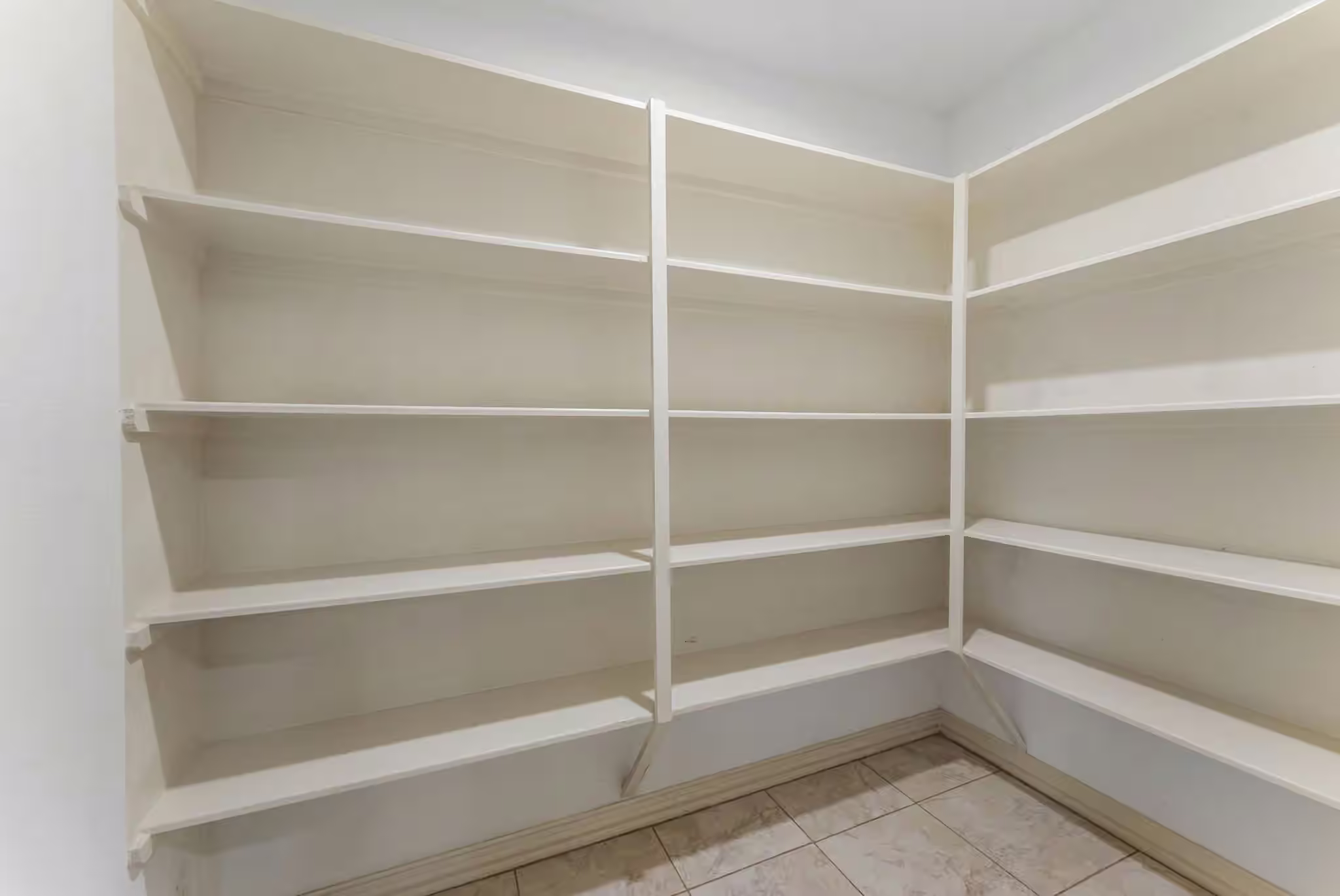 Photo 6 of 16452 Edgefield Lane, Conroe, TX