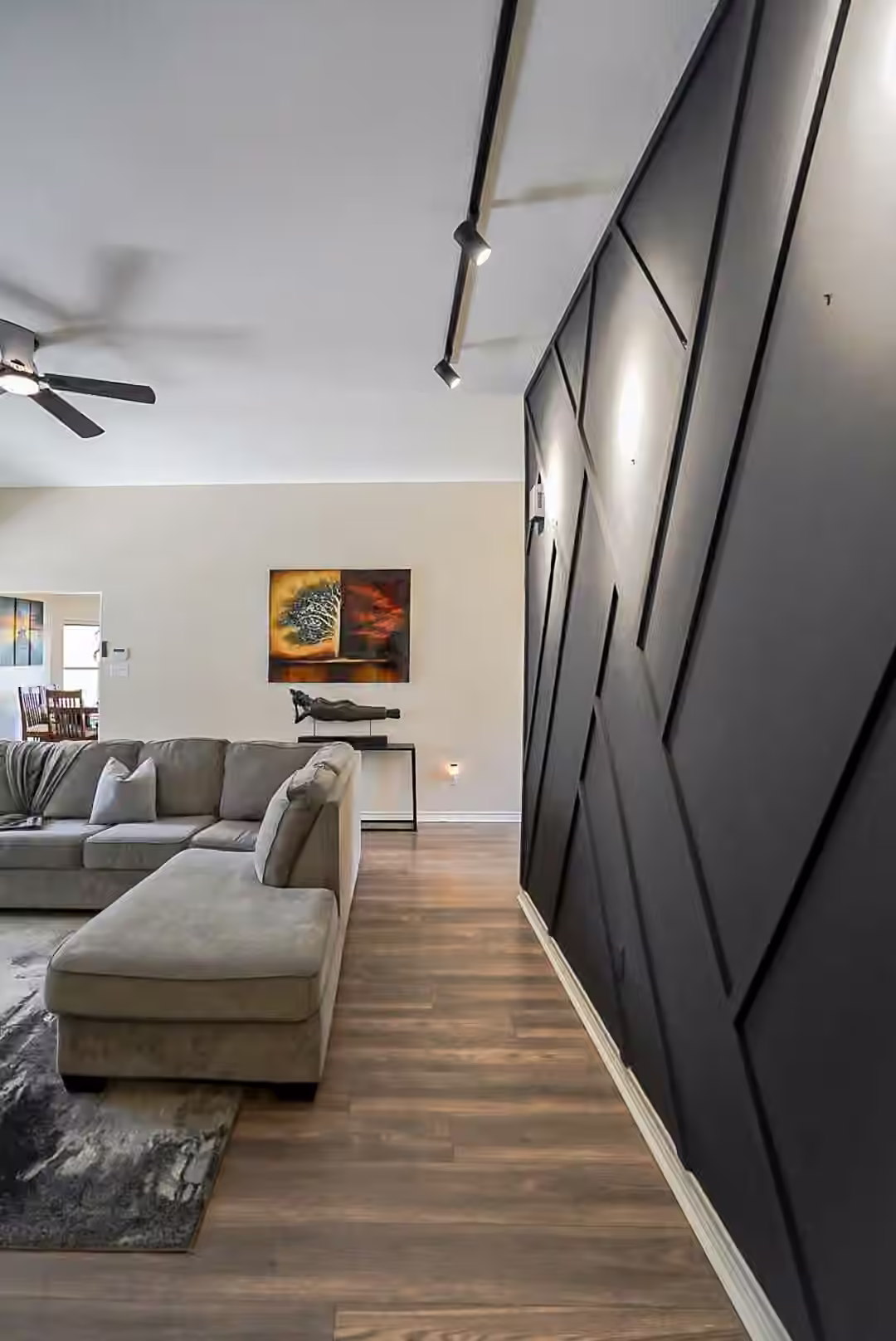 Photo 7 of 200 Canterbury Drive, Conroe, TX