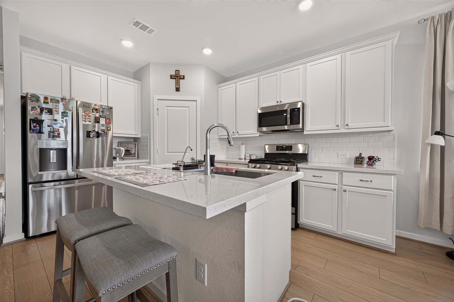 Photo 2 of 21906 Big Sky Drive, Tomball, TX