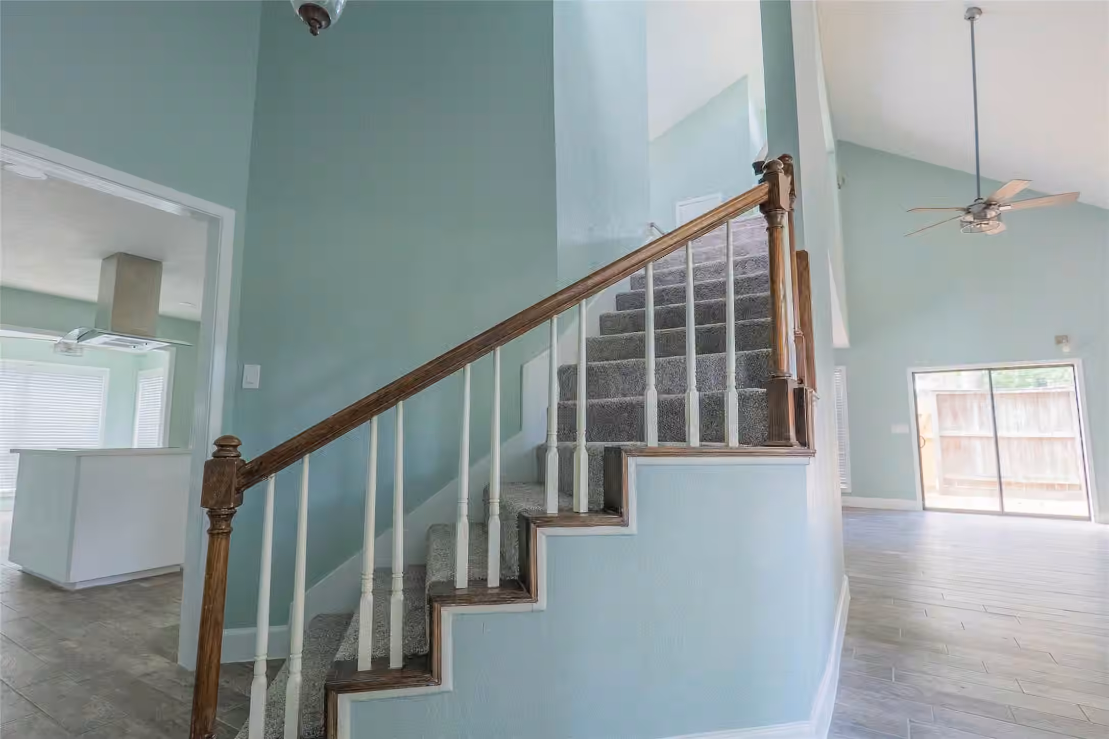 Photo 3 of 12515 Lazywood Street, Pinehurst, TX