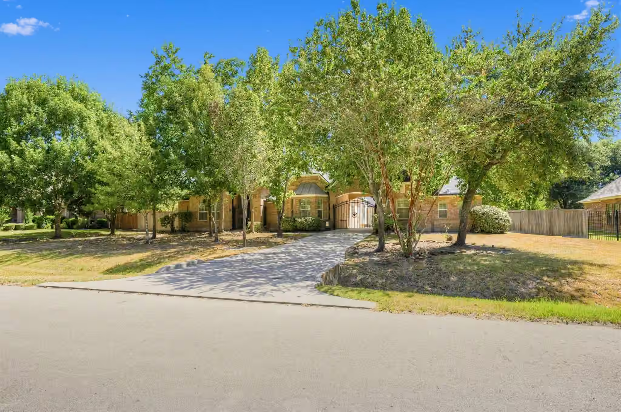 Photo 2 of 13213 Misty Sage Drive, Conroe, TX