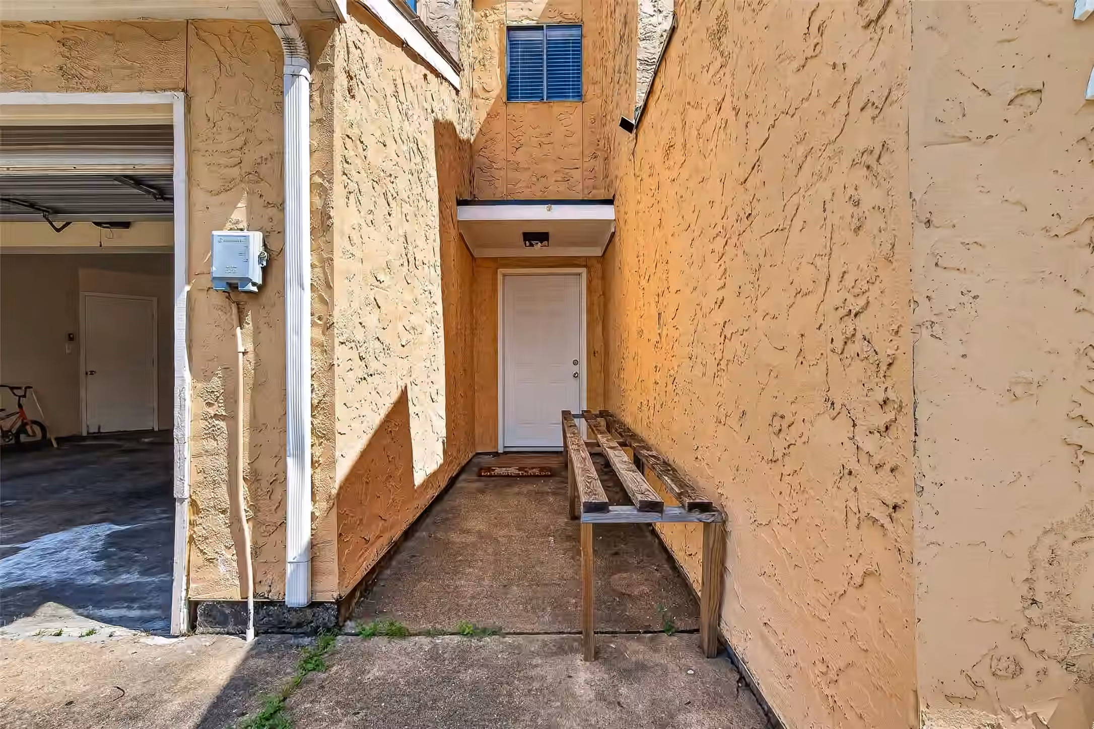 Photo 5 of 11411 Harwin Drive 7, Houston, TX