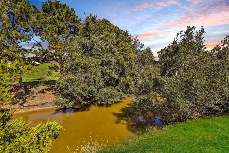 Photo 6 of 637 Troy Street, Anahuac, TX