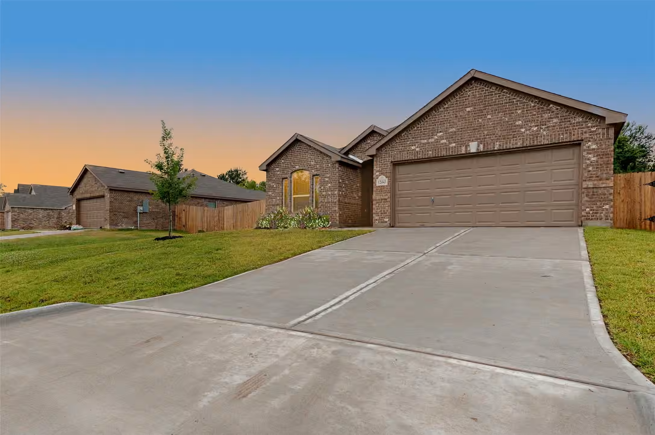 Photo 2 of 12443 Lake Conroe Hills Drive, Willis, TX