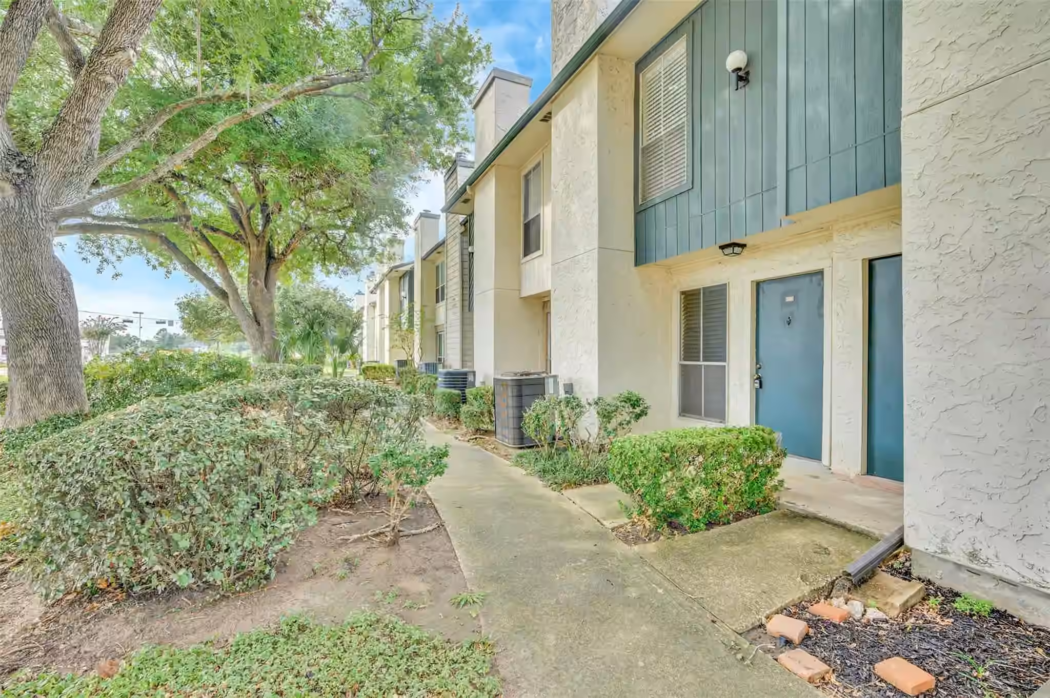 Photo 2 of 250 El Dorado Boulevard 138, Houston, TX