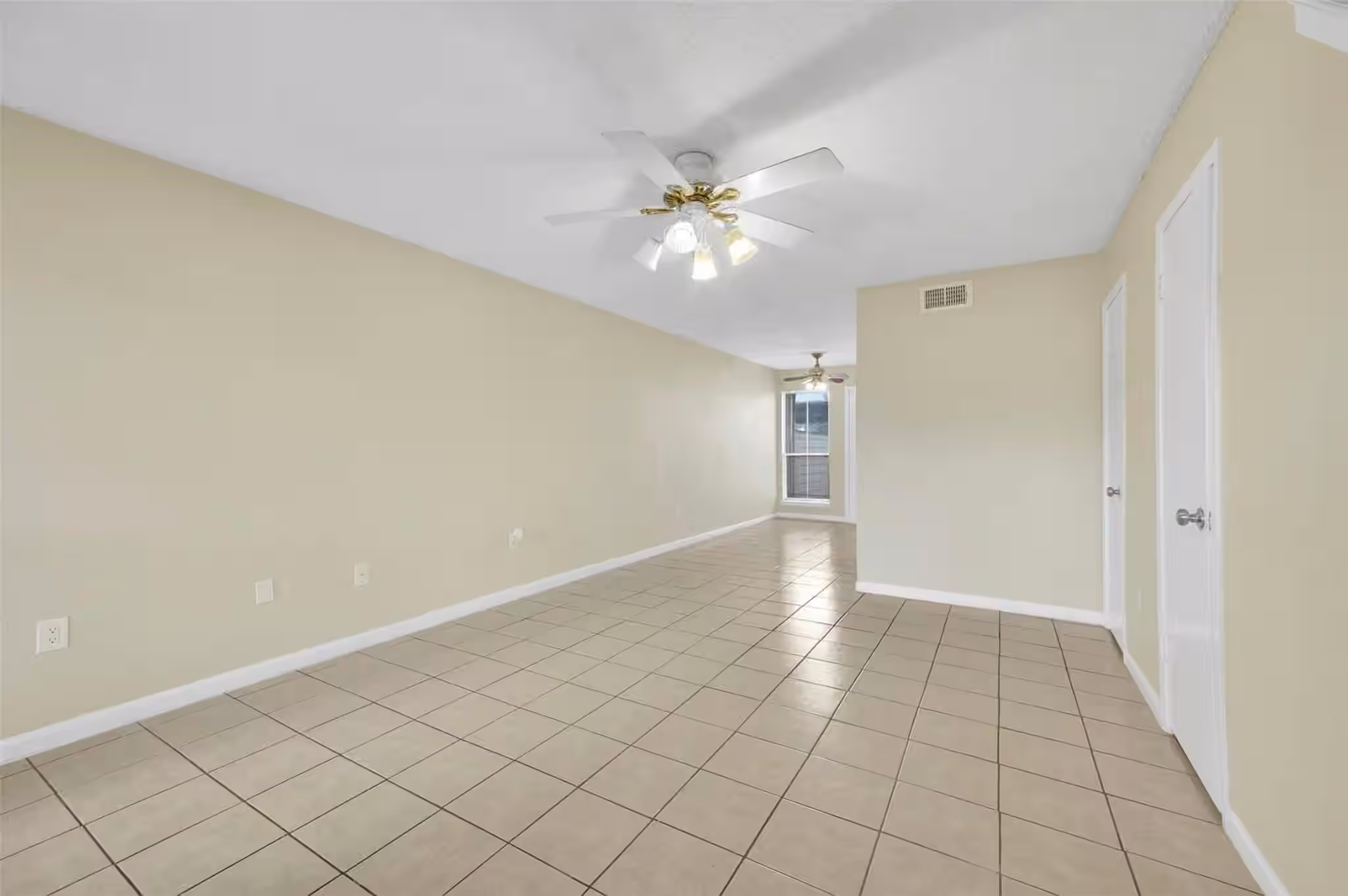 Photo 7 of 250 El Dorado Boulevard 138, Houston, TX