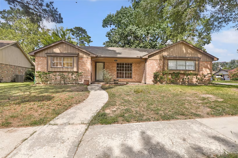 Photo of 29302 Stapleford Street, Spring, TX