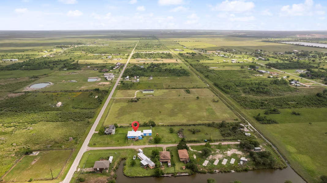 Photo 2 of 2534 Bastrop, Angleton, TX