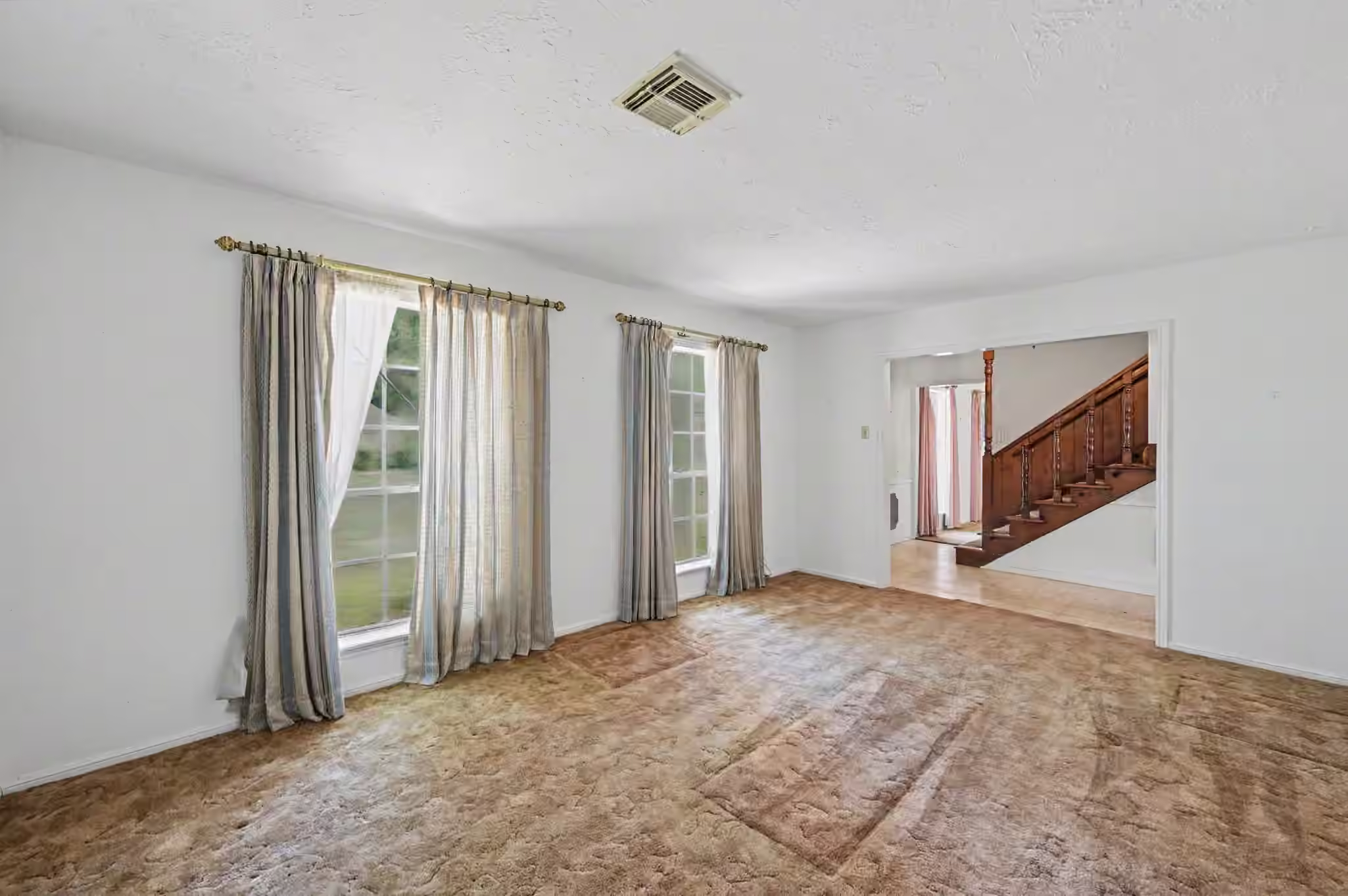 Photo 5 of 28902 Holly Hill Drive, Shenandoah, TX