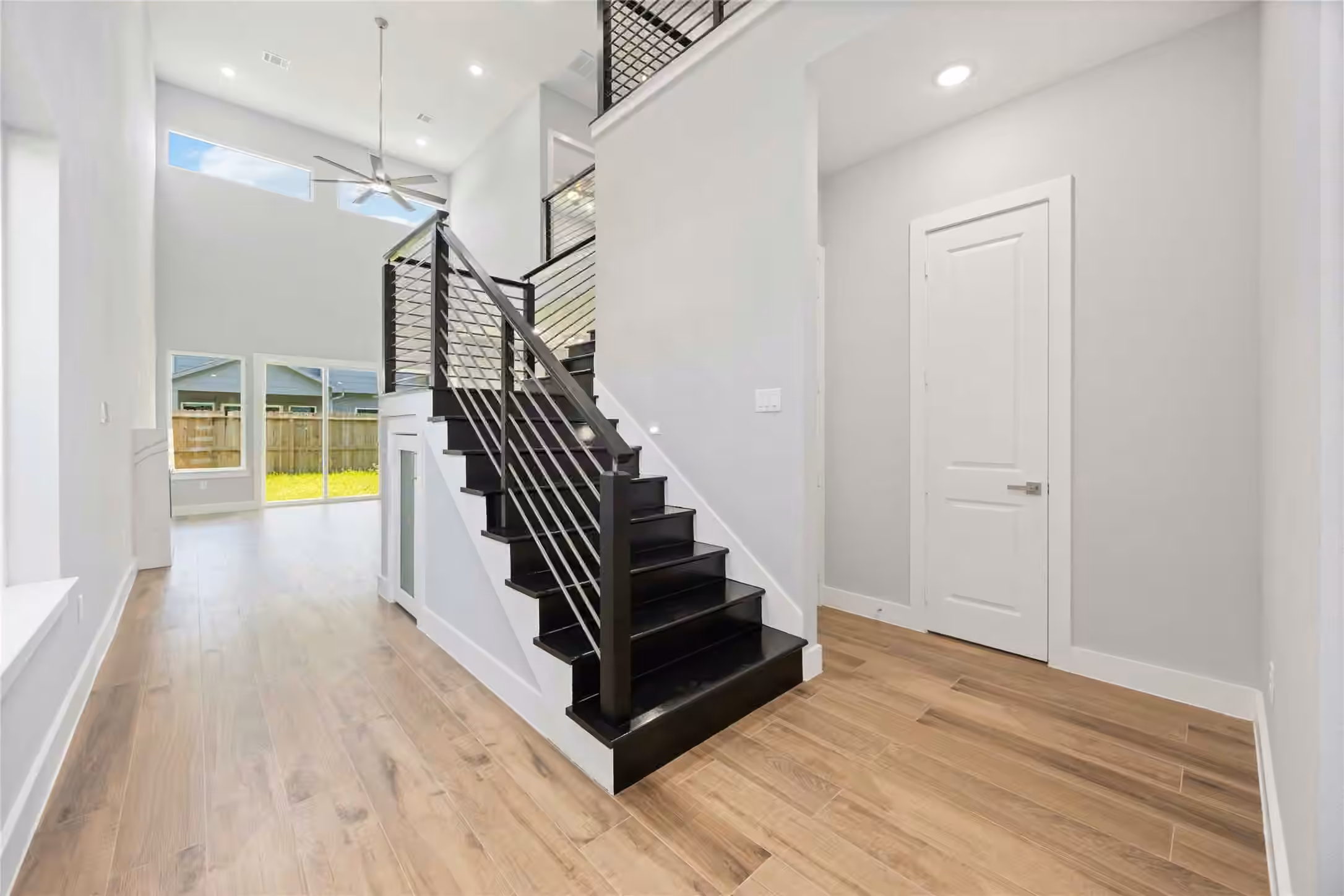 Photo 6 of 4923 Golden Forest Drive, Houston, TX