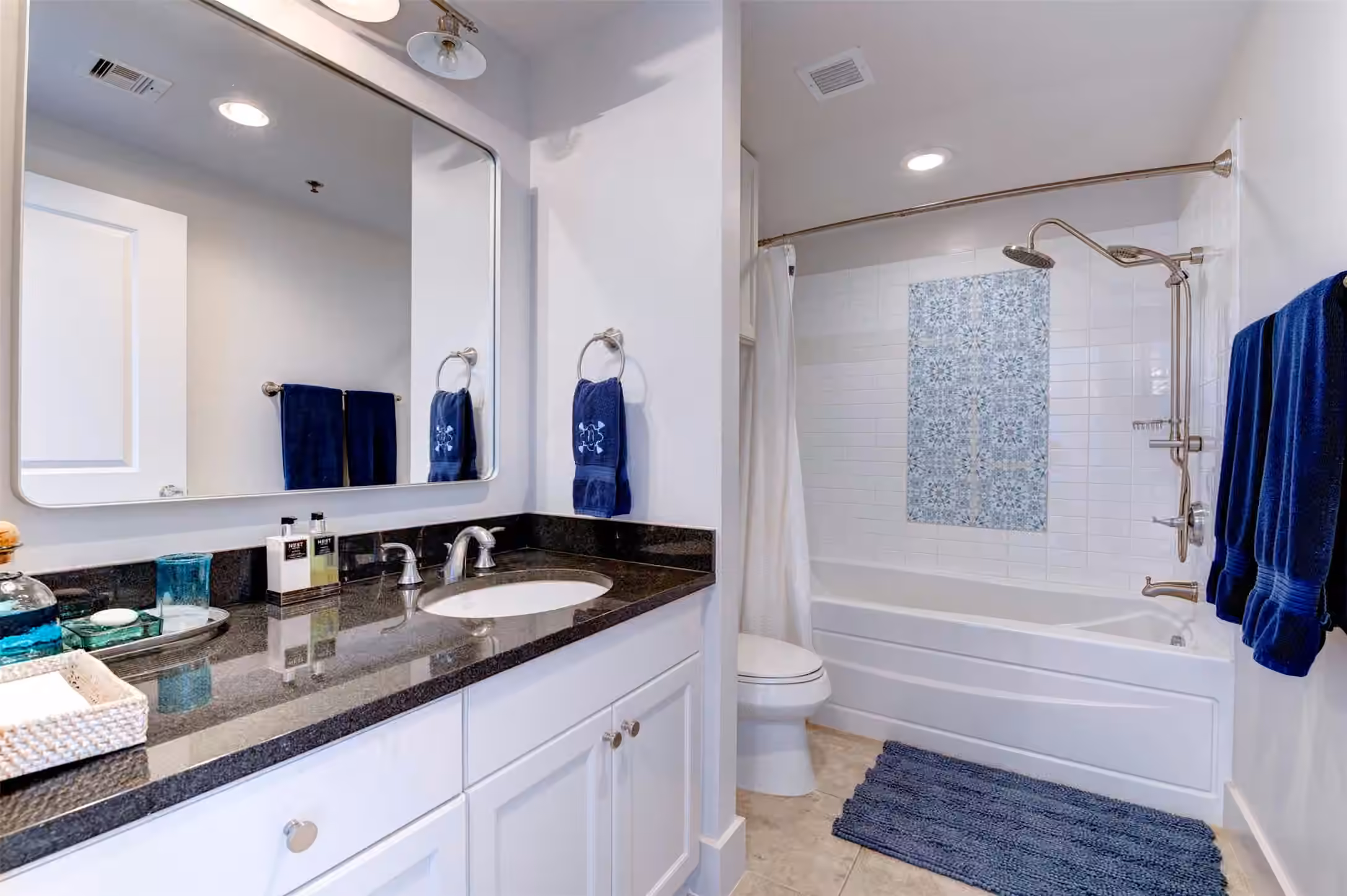 Photo 5 of 801 E Beach Drive BC1912, Galveston, TX