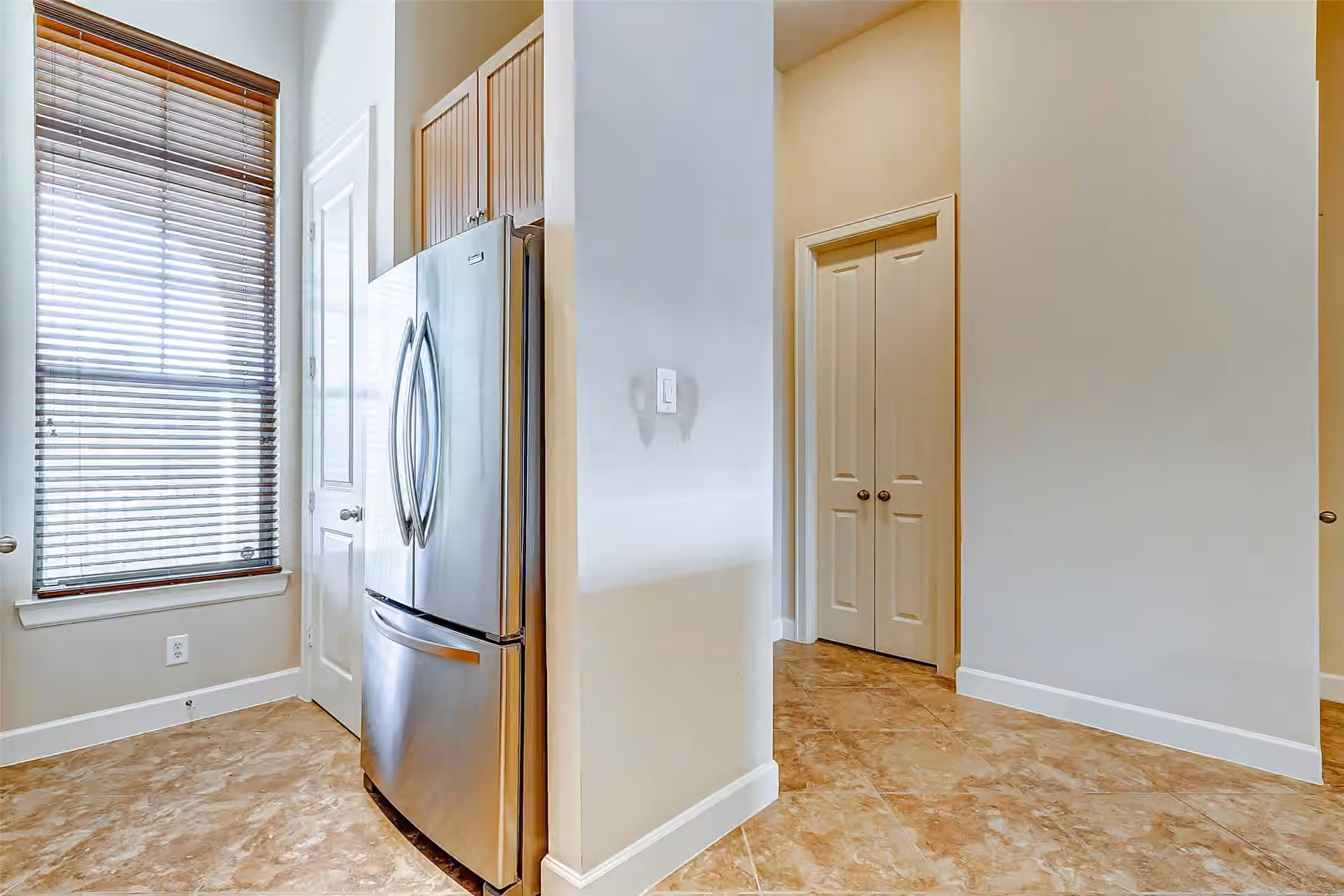 Photo 6 of 17040 W Fm 1097 Road 4303, Montgomery, TX
