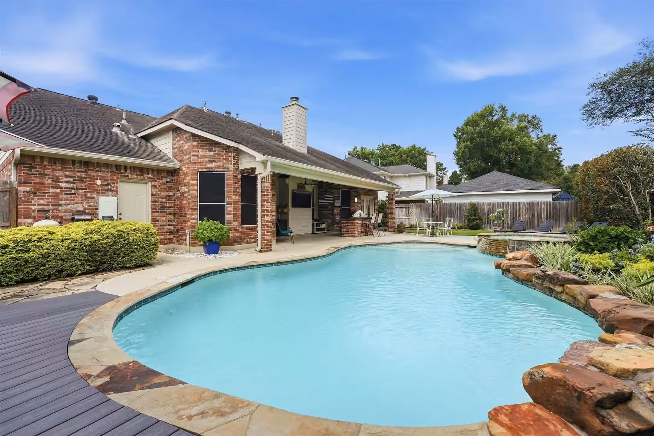 Photo 2 of 3106 Soft Fern Court, Kingwood, TX