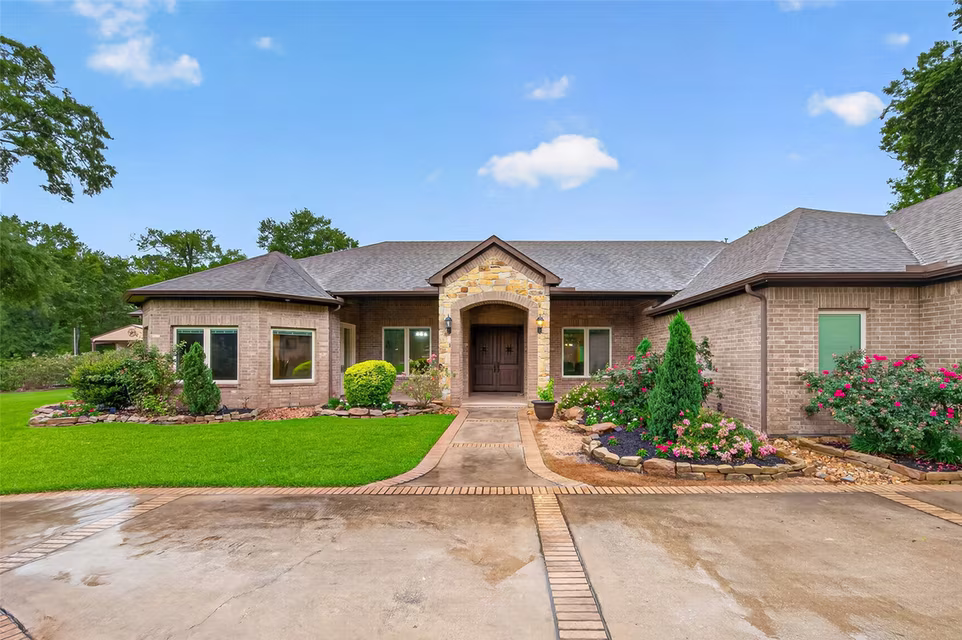Photo 3 of 19267 Serpenteer Drive, Porter, TX