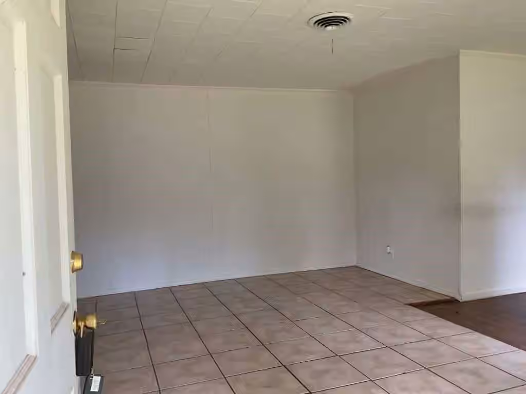 Photo 2 of 1311 W 6th Street, Freeport, TX