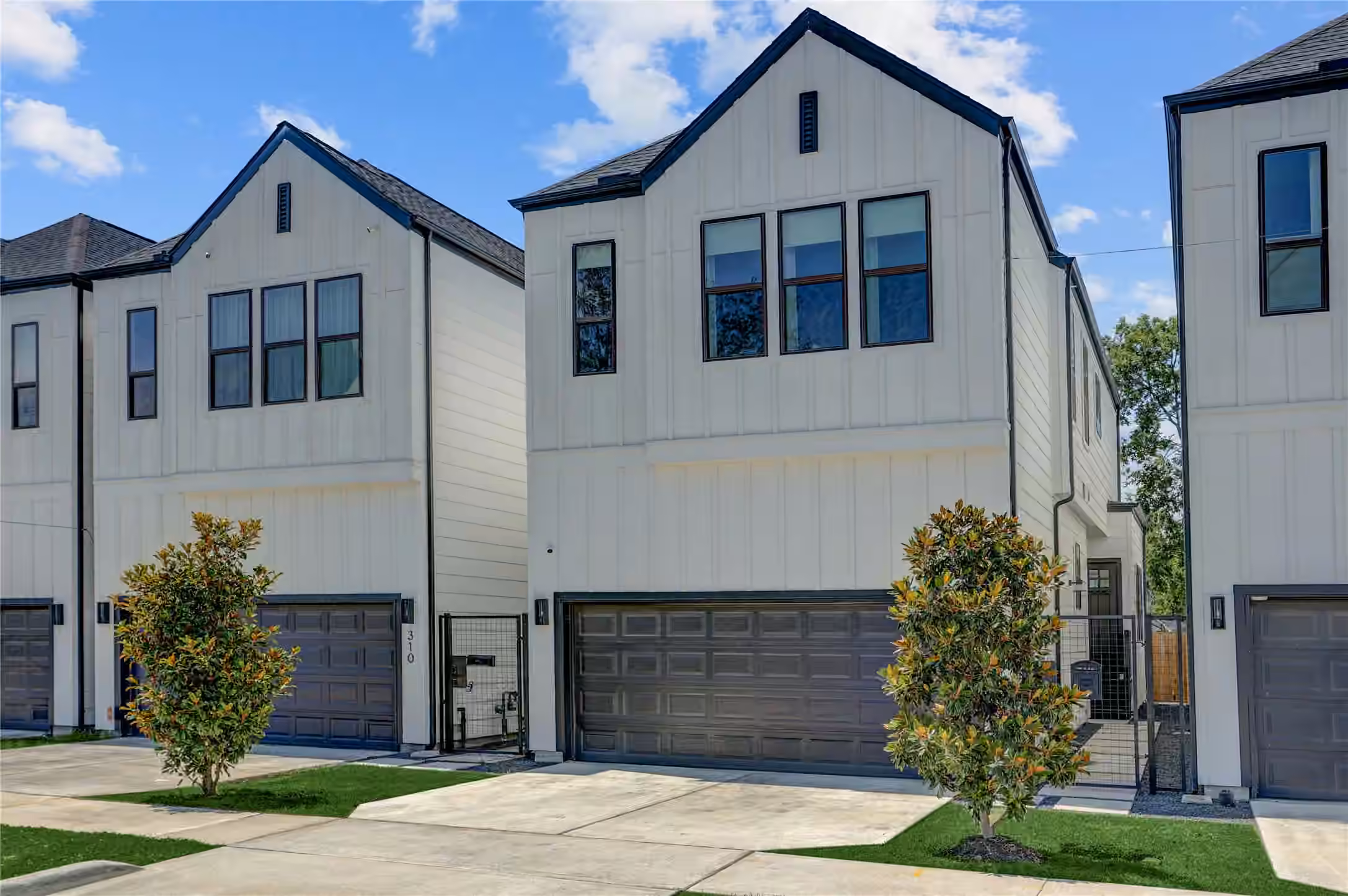 Photo of 308 E 40th Street A, Houston, TX 77018