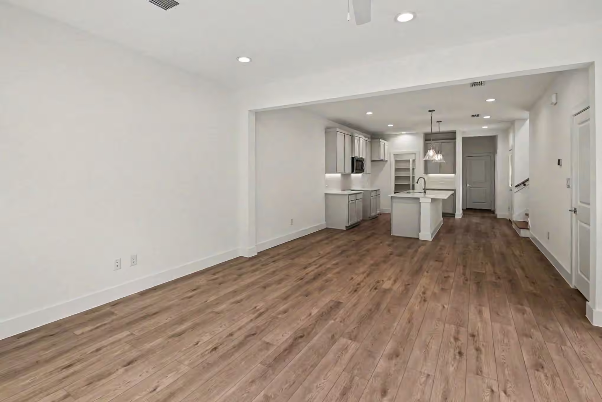 Photo 4 of 3228 Drew Street, Houston, TX