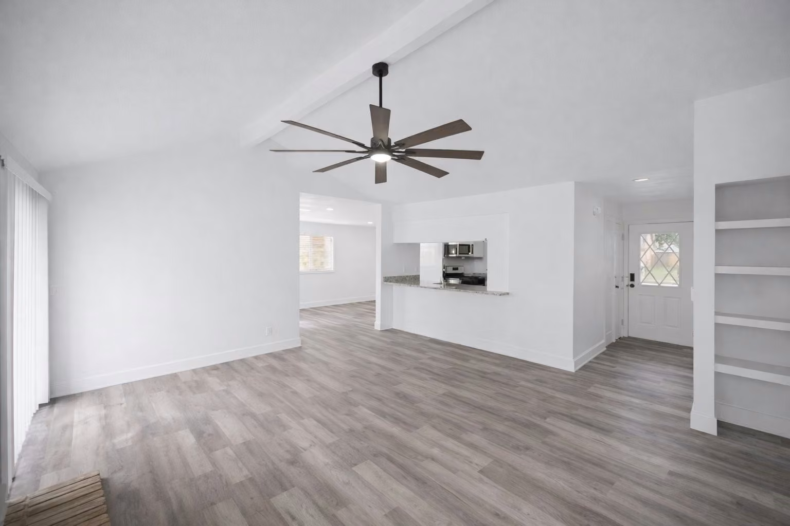 Photo 6 of 6738 Prairie Village Drive, Katy, TX
