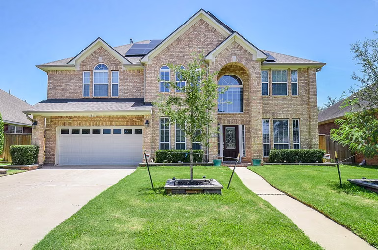 Photo of 723 Overdell Drive, Sugar Land, TX
