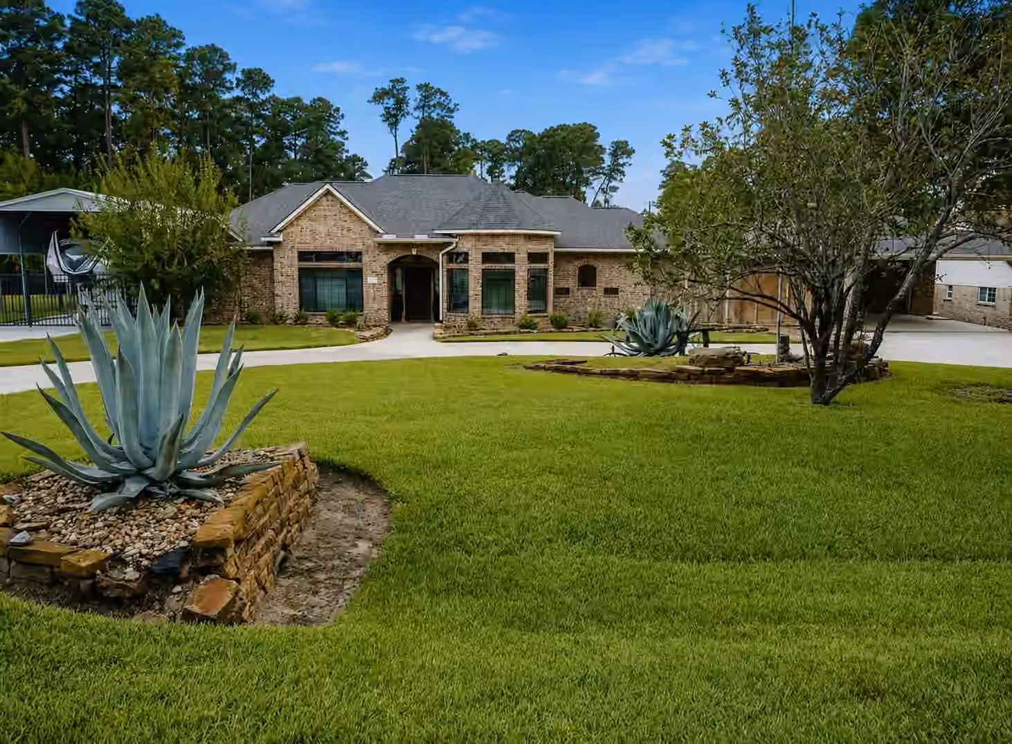 Photo of 2031 Silver Moon Trail, Crosby, TX 77532