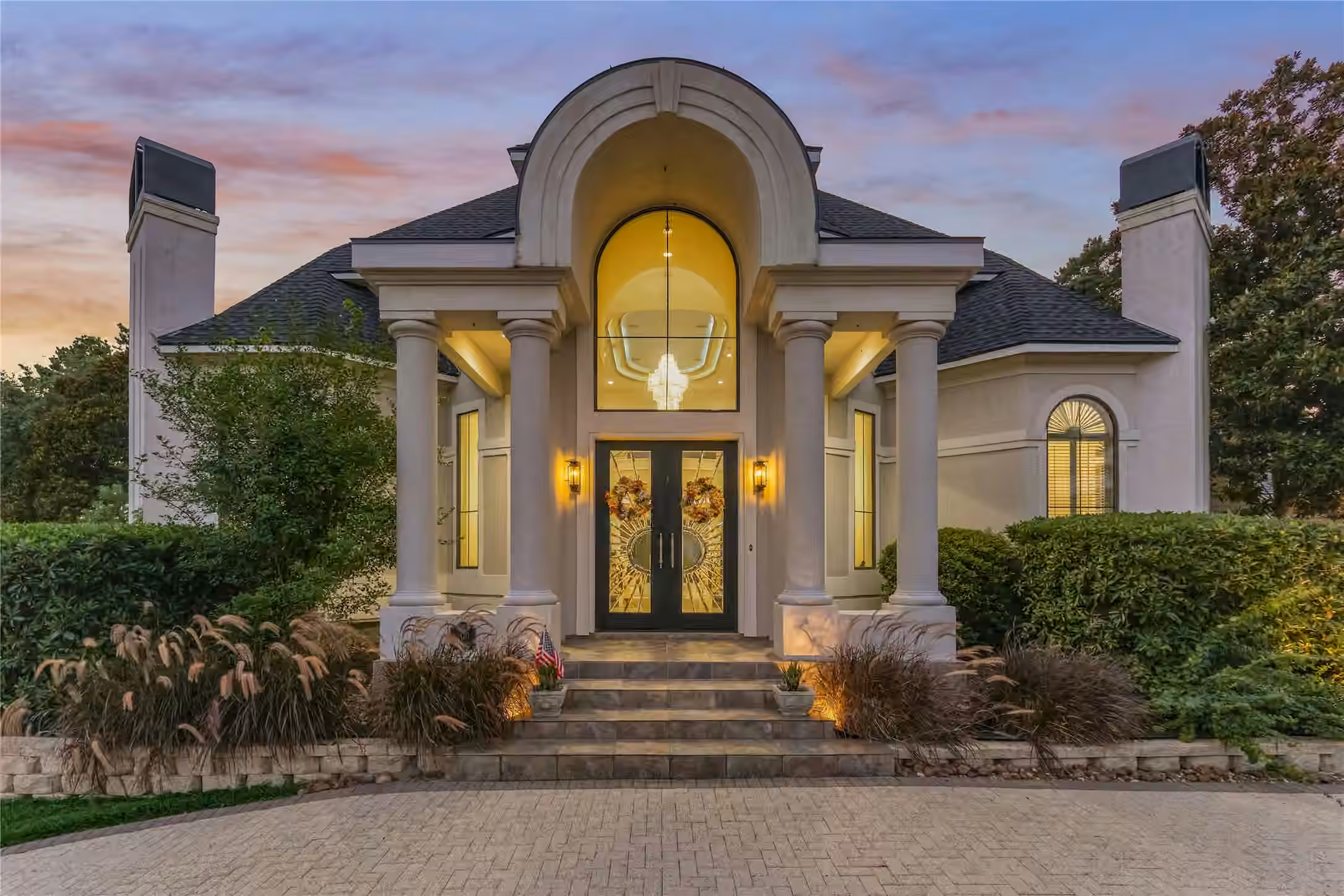 Photo 5 of 200 Sarasota Circle S, Montgomery, TX