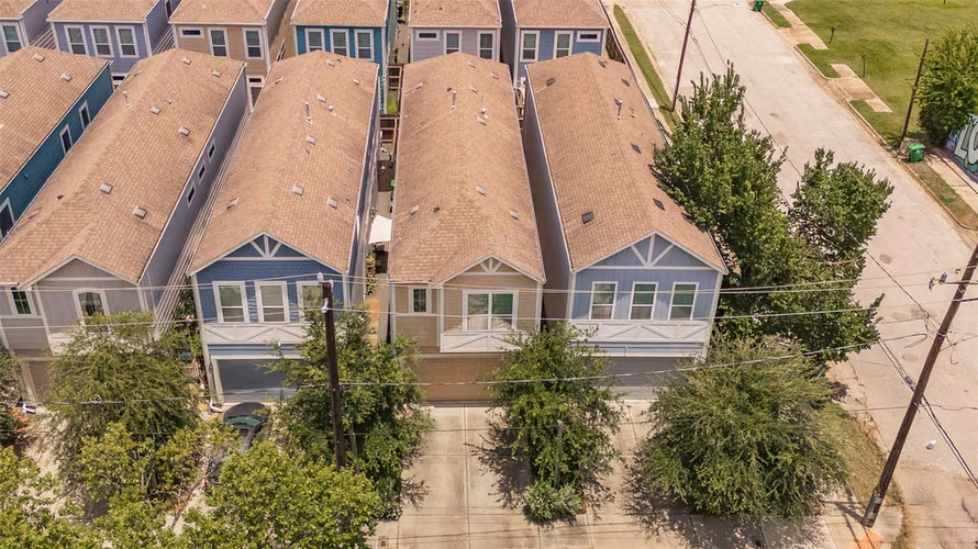 Photo 2 of 3235 Cline Street, Houston, TX