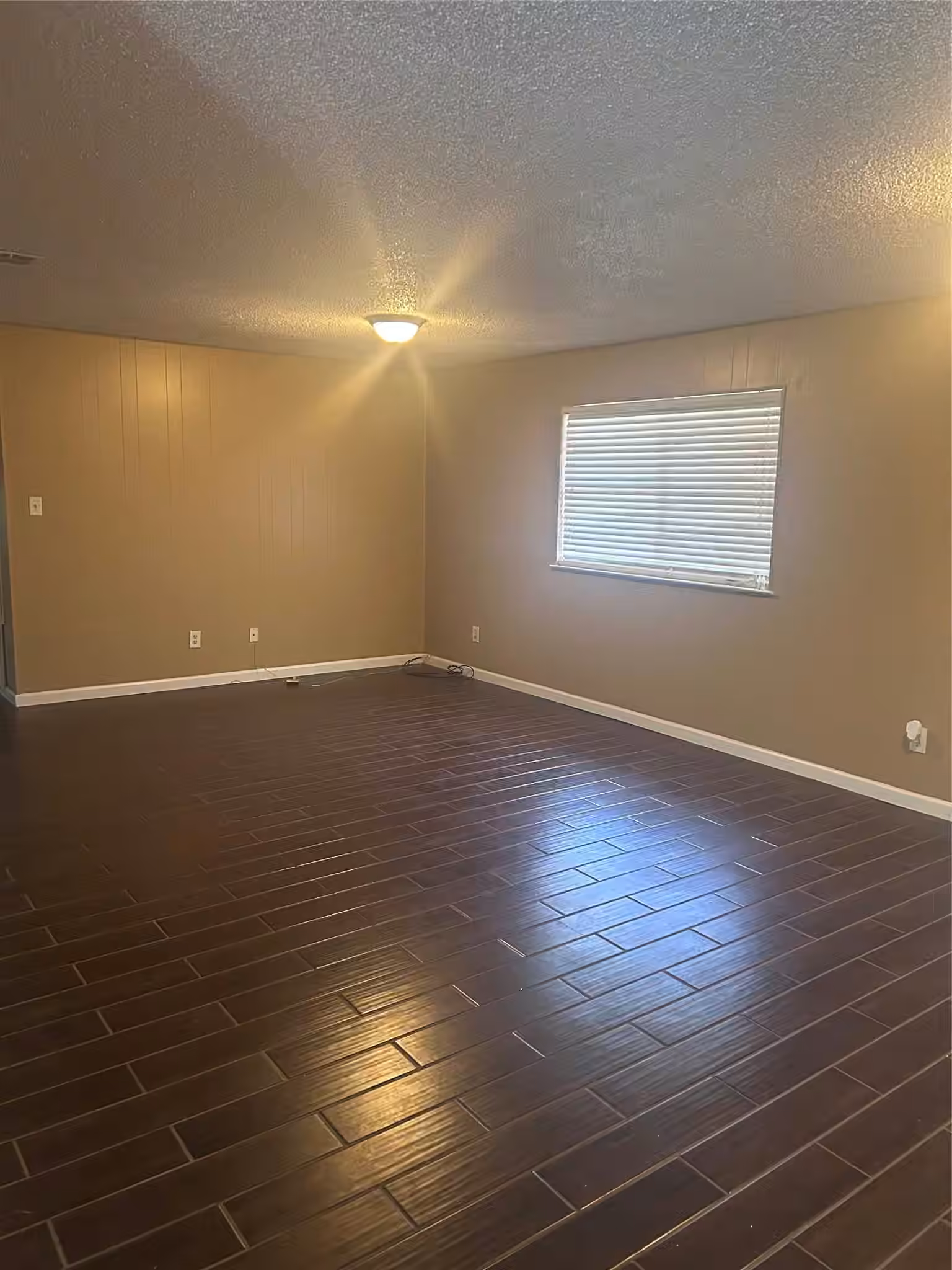 Photo 4 of 279 4th Street N, Van Vleck, TX
