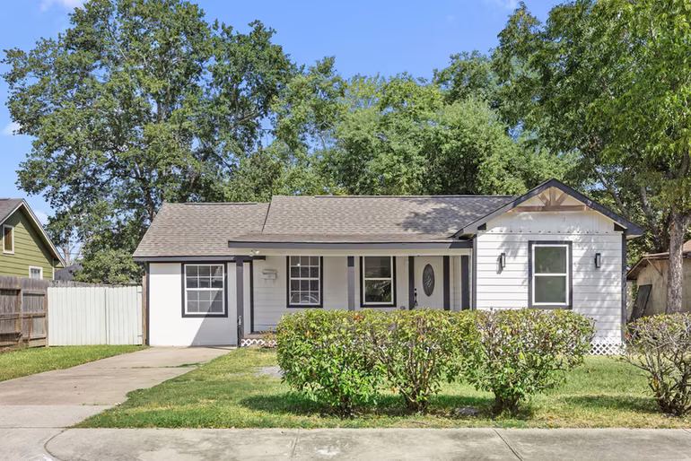 Photo of 905 Elm Avenue, Pasadena, TX