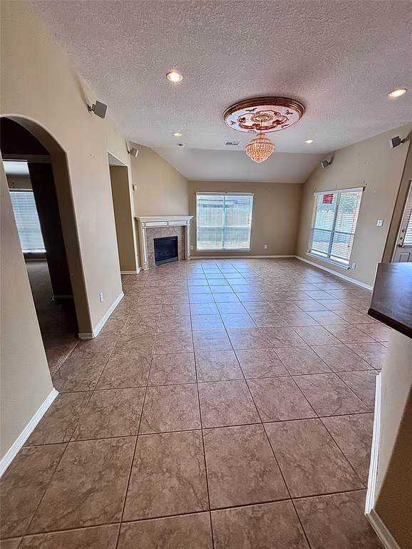 Photo 4 of 20523 Jasmine Leaf Trail, Humble, TX