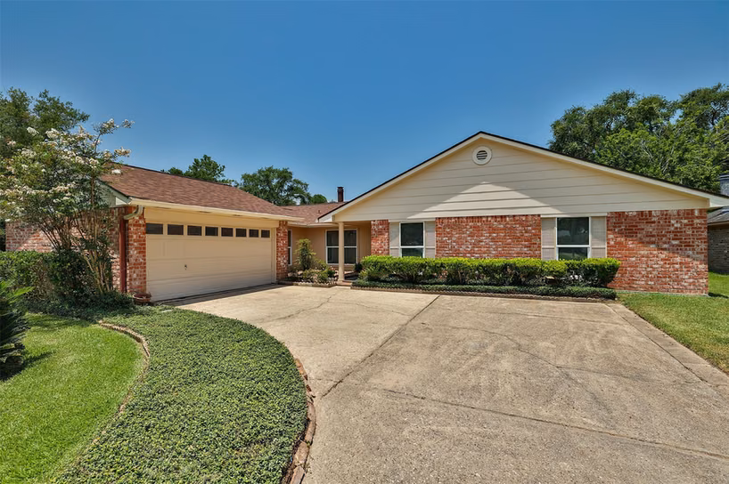 Photo 2 of 12326 Campos Drive, Houston, TX
