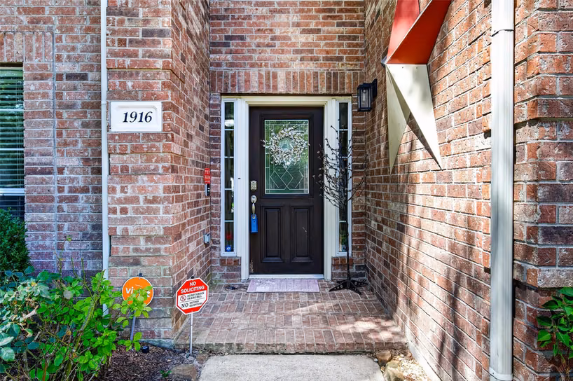 Photo 5 of 1916 Orkney Lane, Conroe, TX