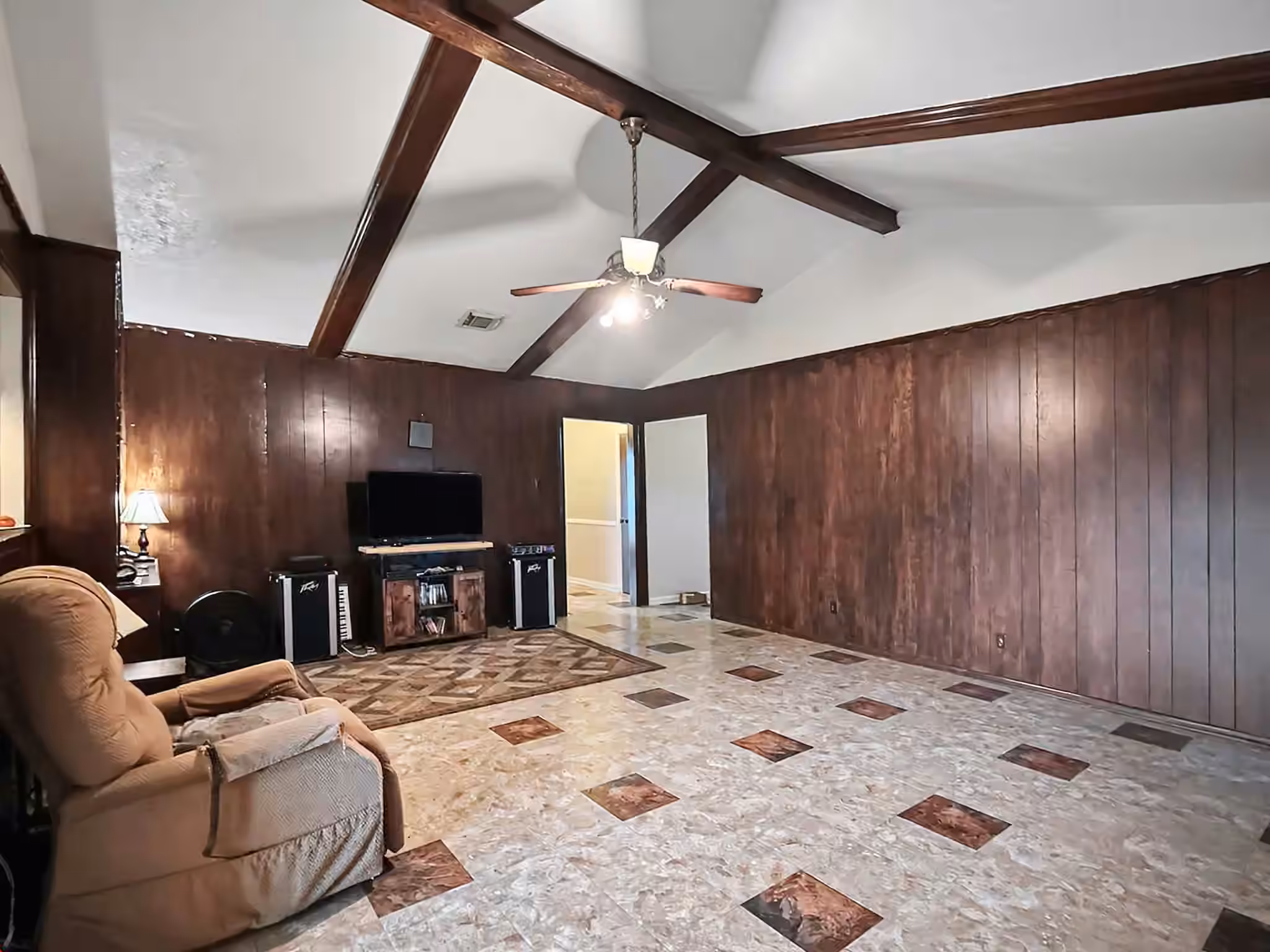 Photo 7 of 1576 County Road 614, Dayton, TX