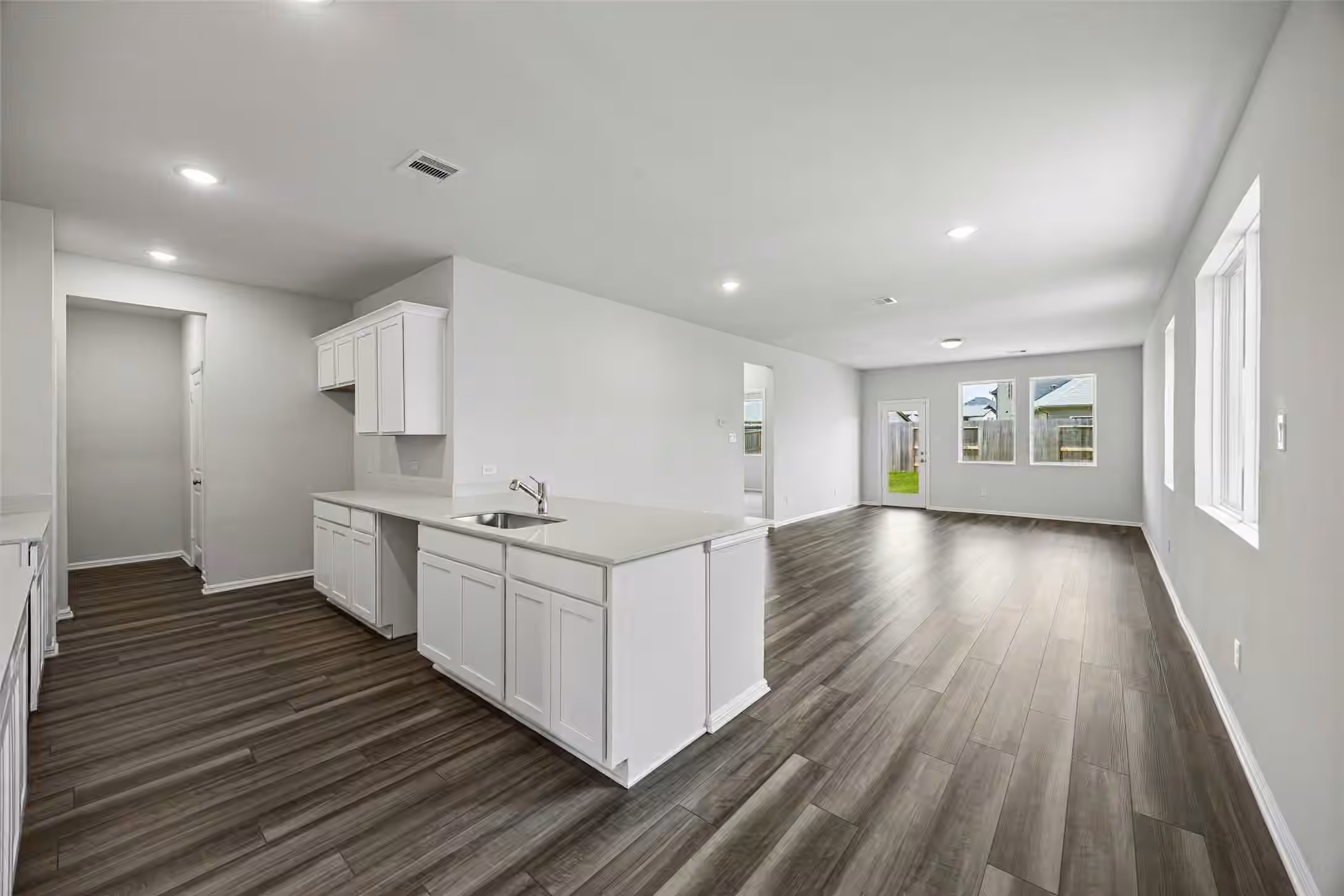Photo 7 of 1111 Novelle Bend Drive, Huffman, TX