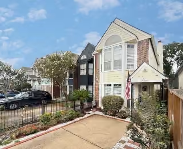 Photo of 926 Rutland Street, Houston, TX
