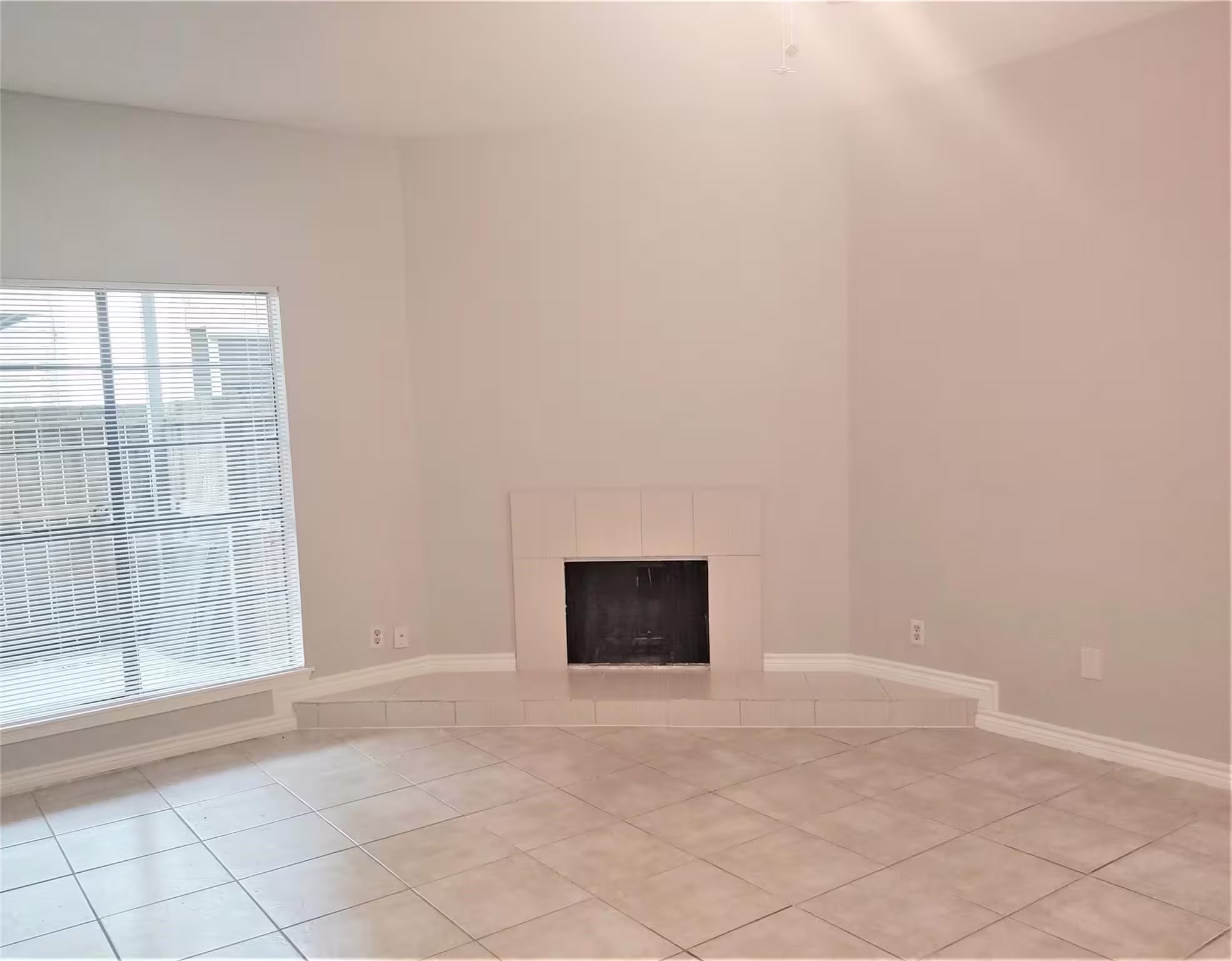 Photo 7 of 9707 Richmond Avenue 53, Houston, TX
